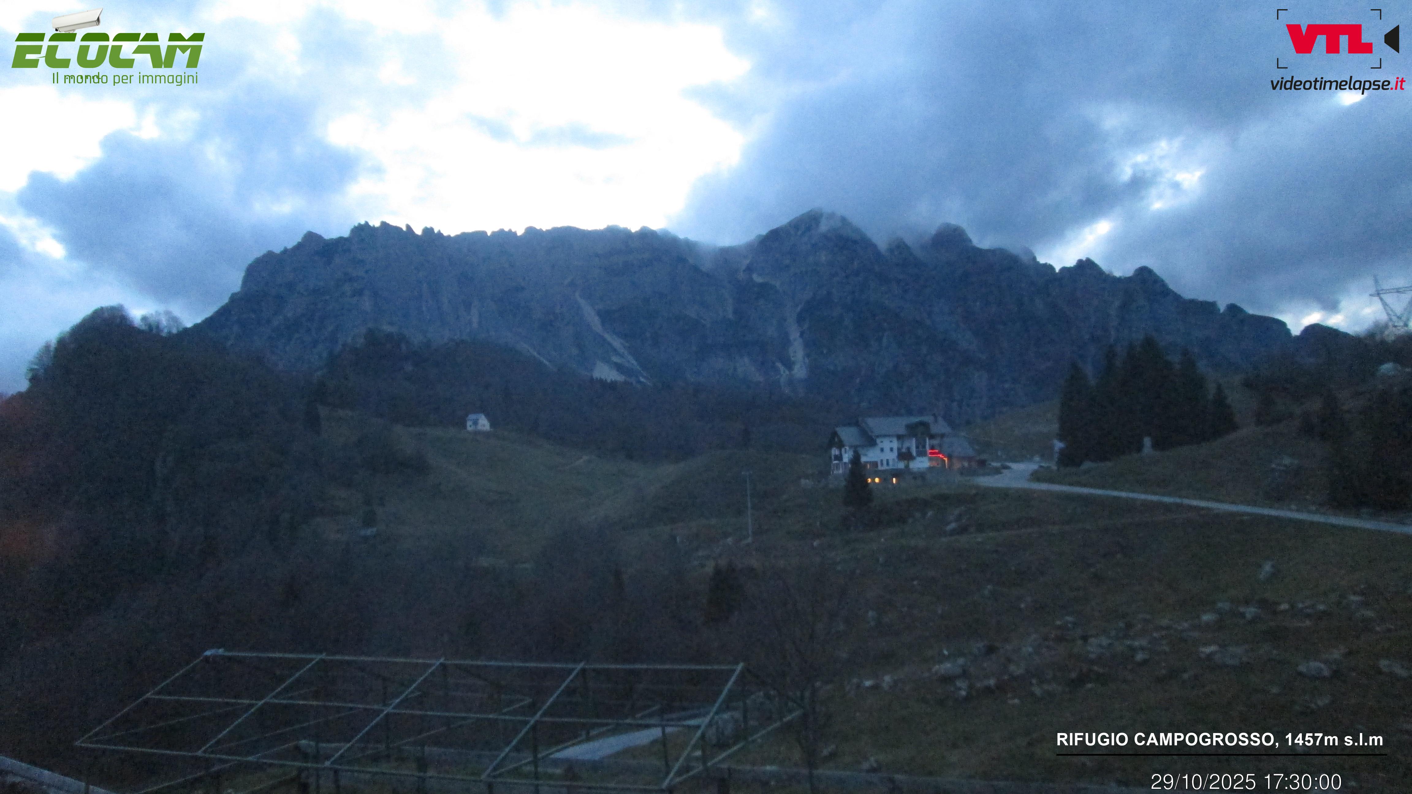 immagine della webcam nei dintorni di Schio: webcam Valli del Pasubio