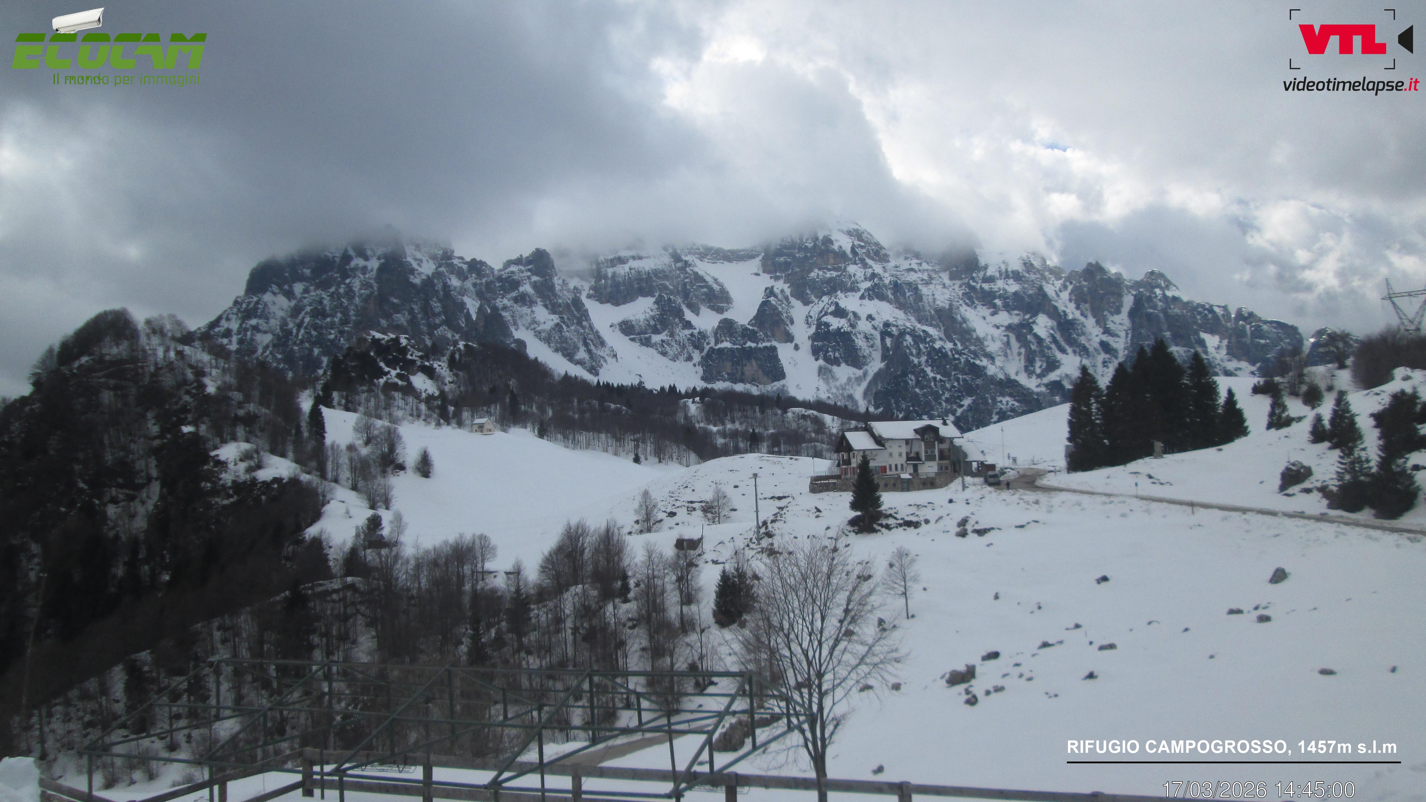 immagine della webcam nei dintorni di Posina: webcam Valli del Pasubio