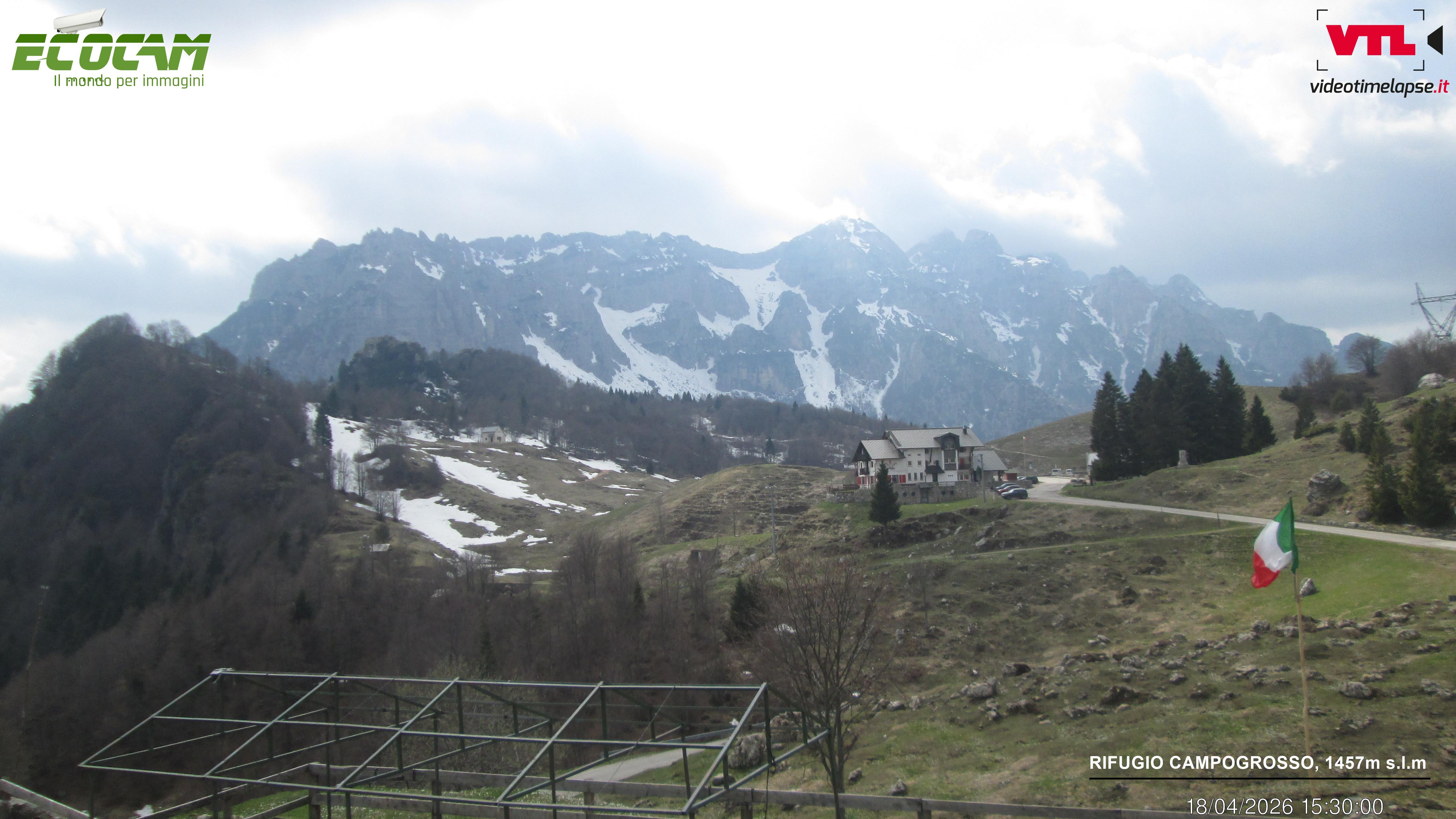 immagine della webcam nei dintorni di Passo Coe: webcam Valli del Pasubio