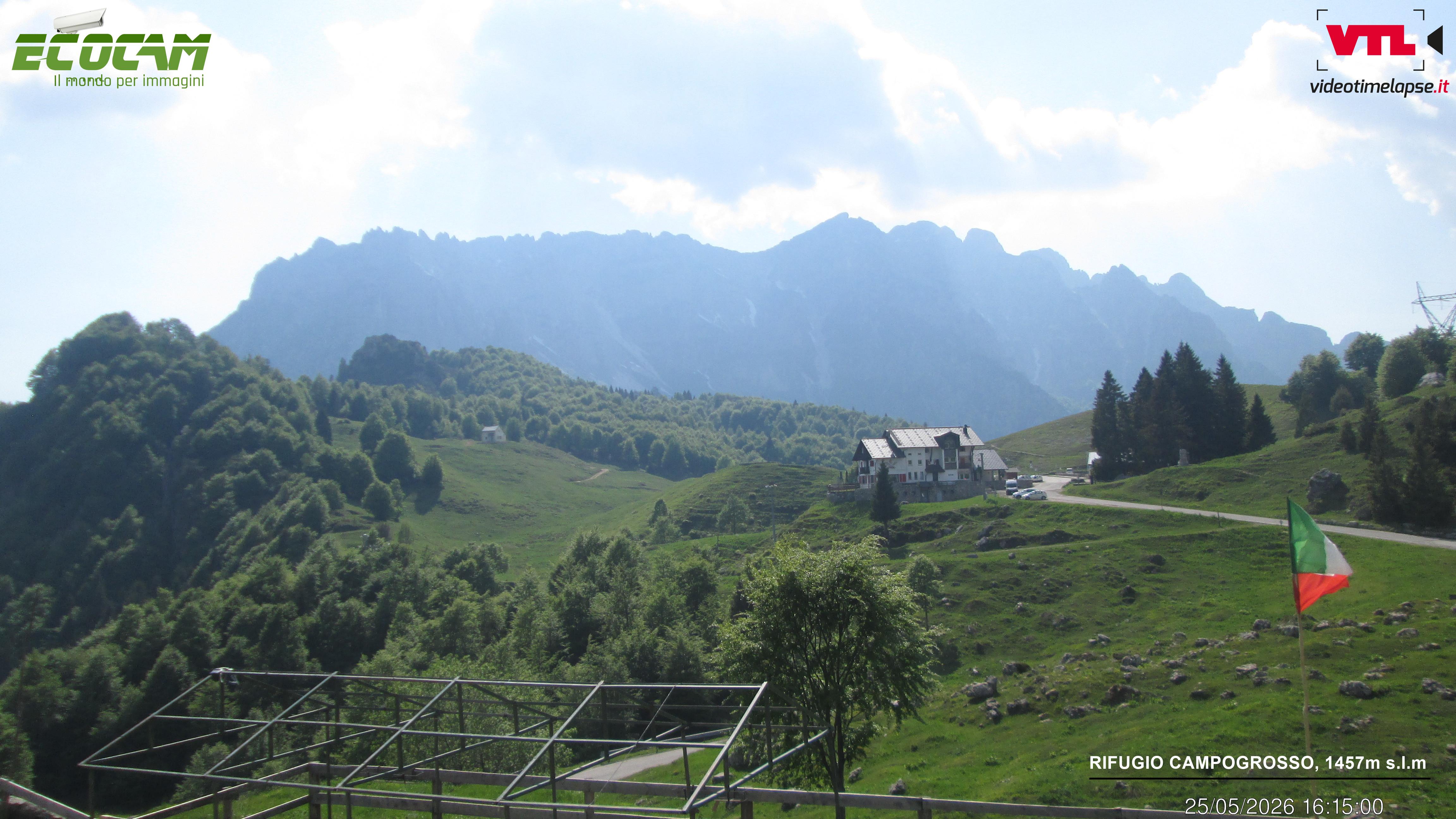 immagine della webcam nei dintorni di Altissimo: webcam Valli del Pasubio